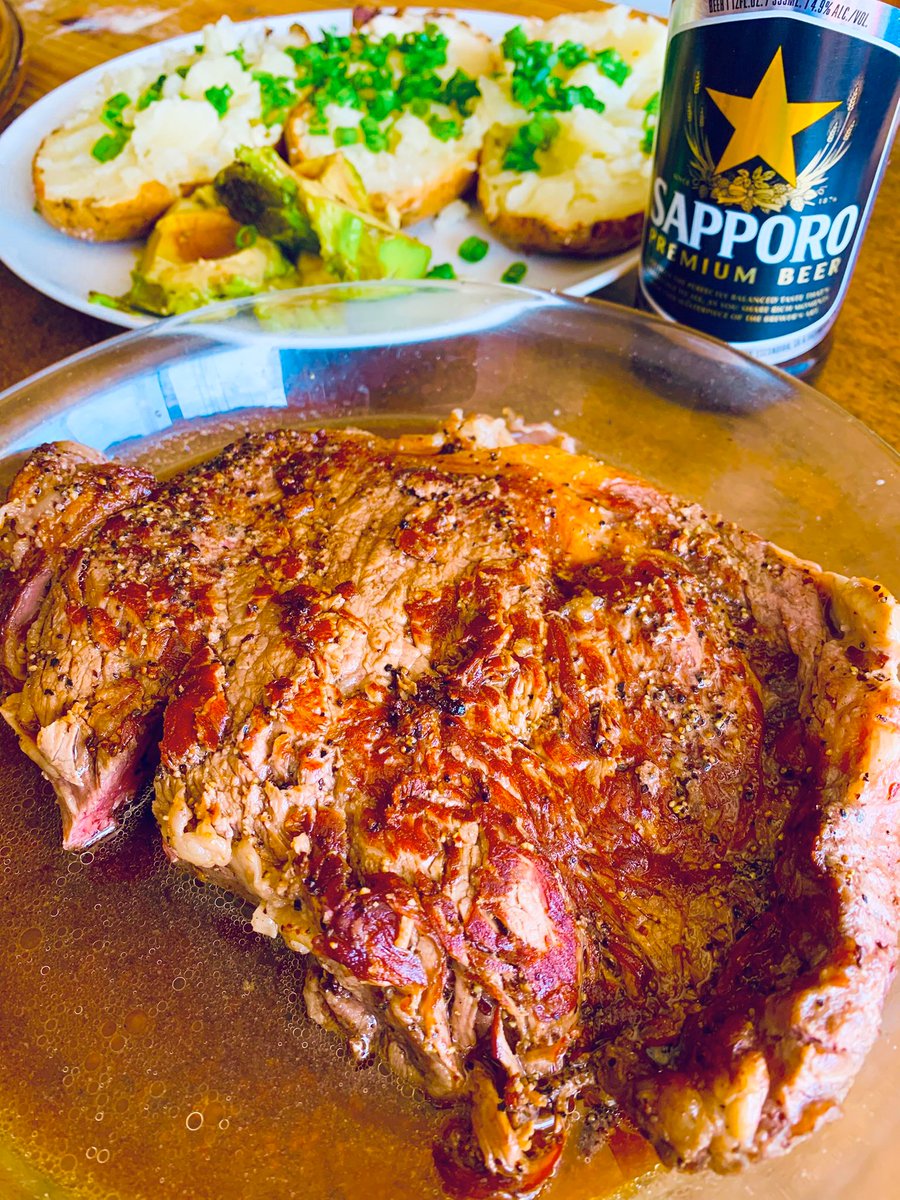 RayRayIsHappy tweet media