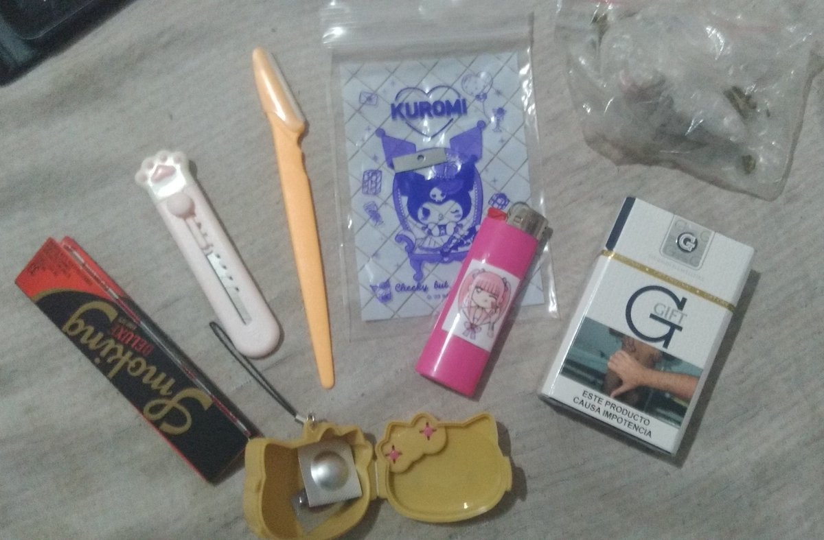 ♰ 𓏼 ninico 🏳️‍⚧️ atsushi's bf ◞ tweet media