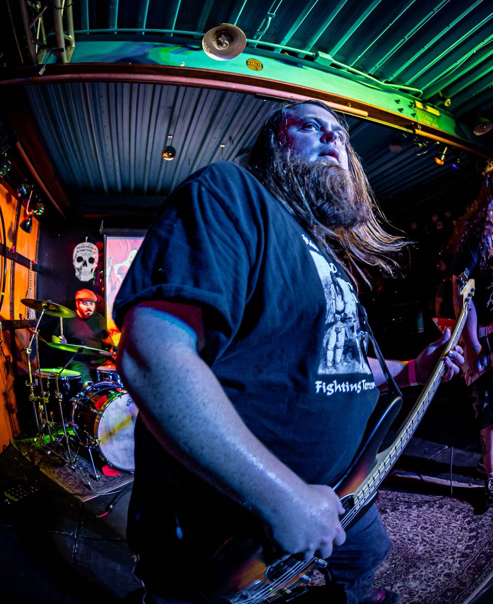 Urn Kicker tweet media