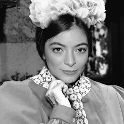 elle ˚୨୧⋆｡˚ tweet media