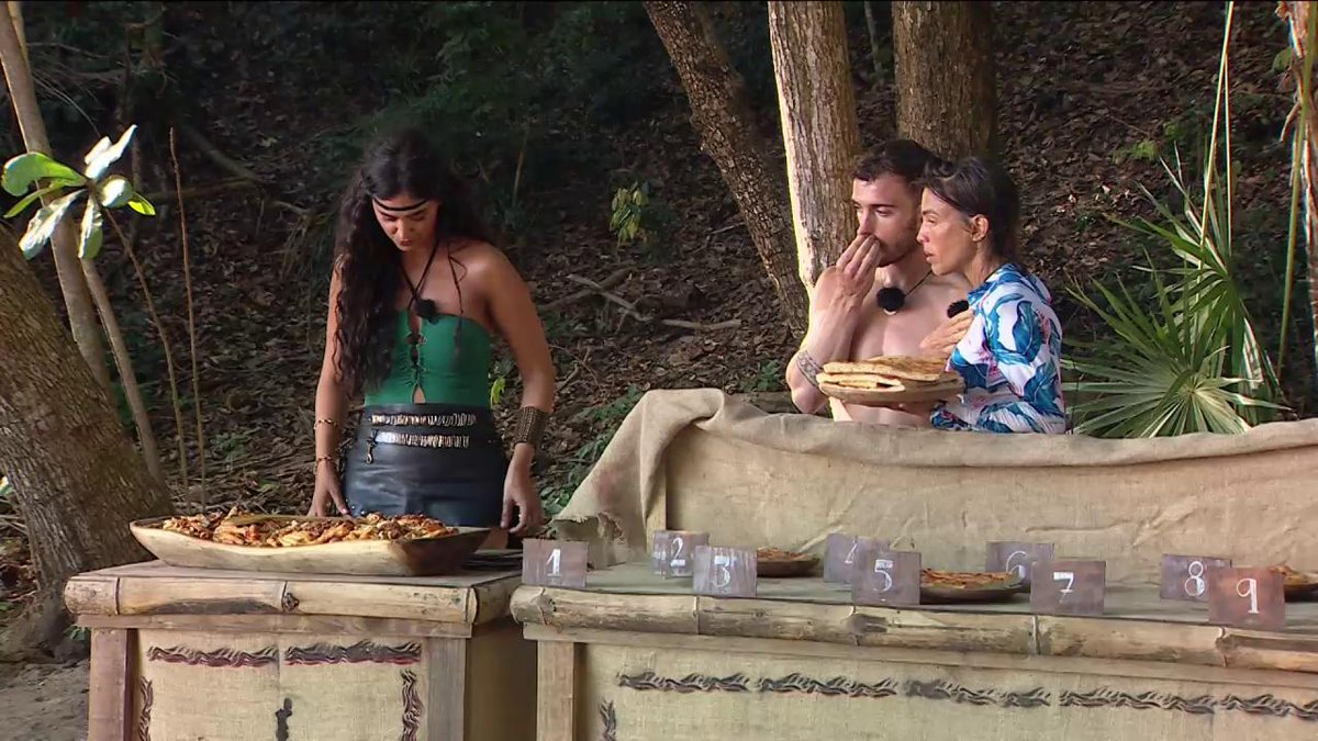 Supervivientes's tweet photo. DILEMA ELEVADO A LA PASTA (🍕)^🍝

🏝️ #ConexiónHonduras5
🔵 https://t.co/0FBgMJbayp https://t.co/iqMEdxMpU7