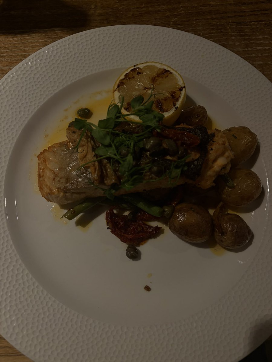 iicartr🇬🇧 (@iicartr) on Twitter photo 