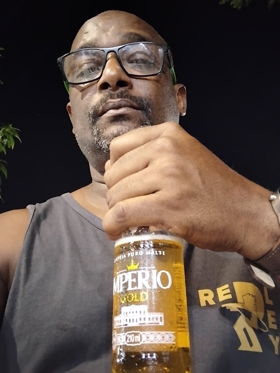 luva de maconheiro🍁Thc legalização já 🍁 tweet media