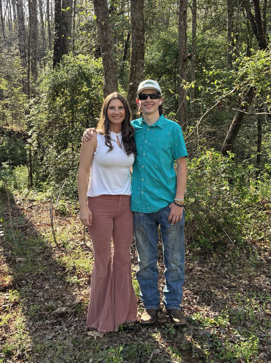 CountryTash tweet media