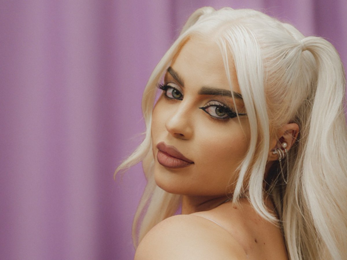 Sebastián yatra Charts tweet media