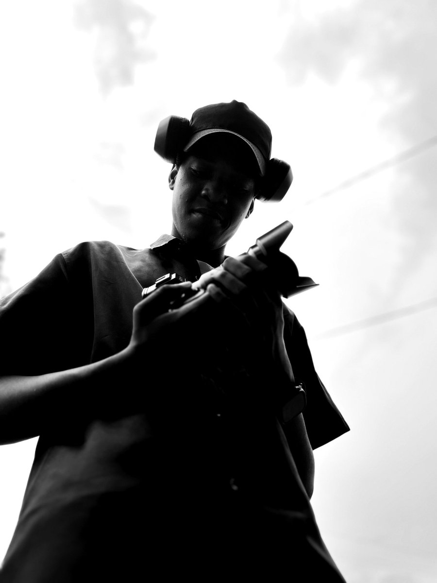 Don’t wait for perfect moments… create them.🤧

Don’t just record scenes… bring them to life.🔥

Your vision is your voice — let it speak boldly.💡

We’re not just behind the camera… we create what people feel. 🎬✨

I will be outside tomorrow!! 💎