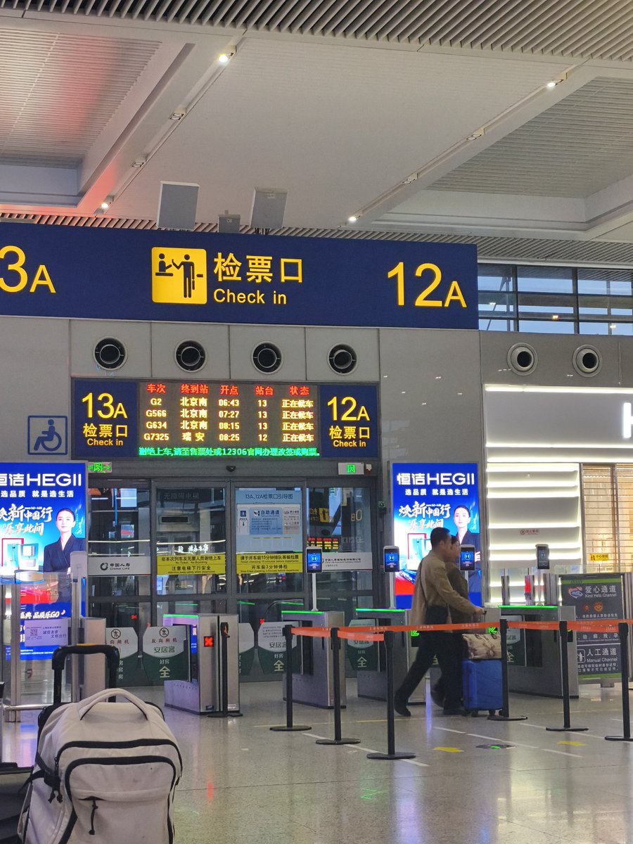 Aaron_L7 tweet media