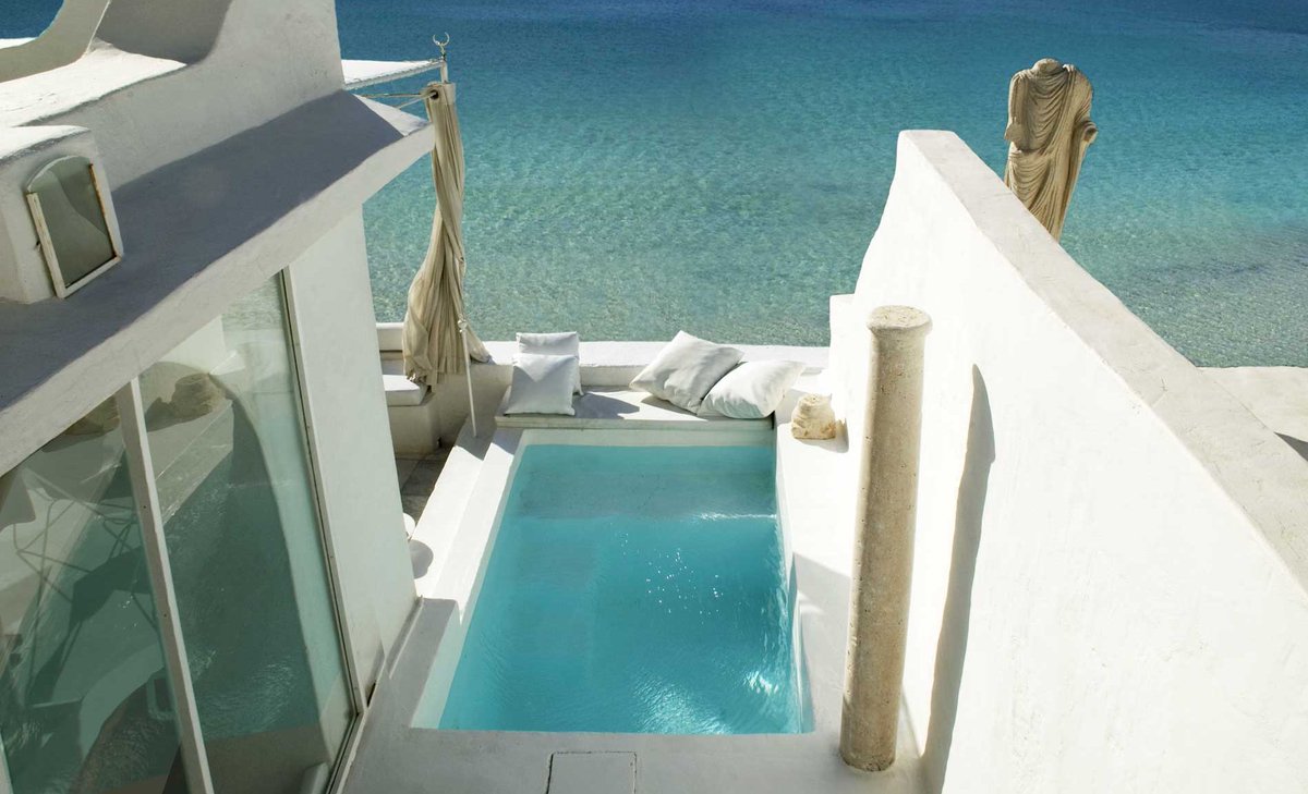 This is world tweet media