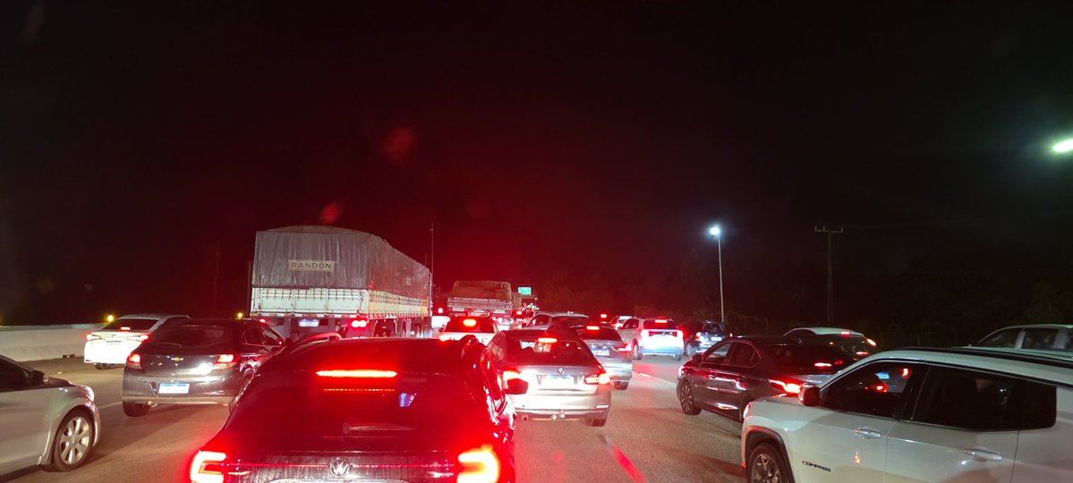 BR 101 sentido norte parada desde antes do pedagio em Paulo Lopes <a href="/pistalimpa/">carlos antonio </a>