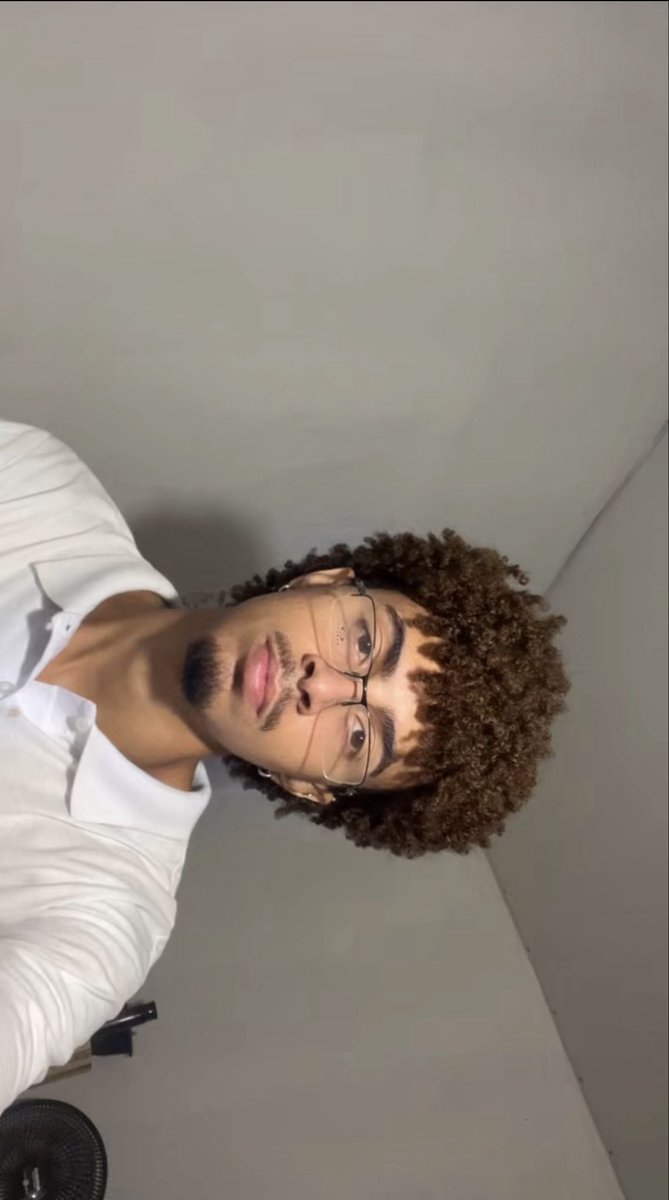 𝐒𝐨𝐮𝐳𝐰_🤴🏽 tweet media