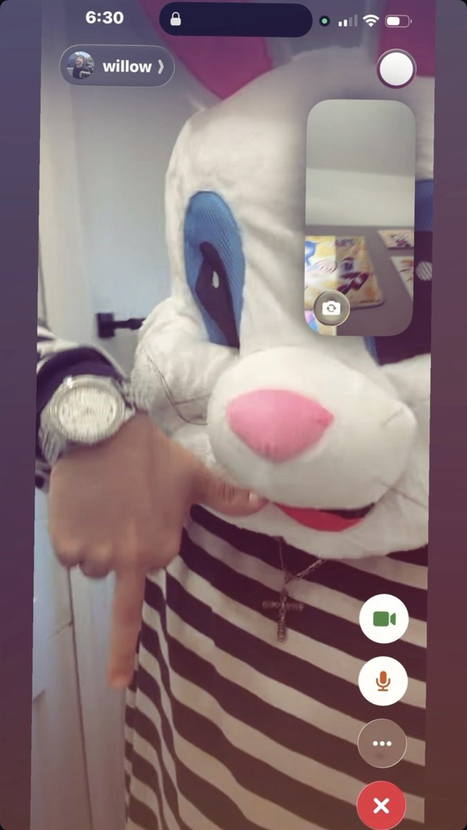 CHAMPION tweet media