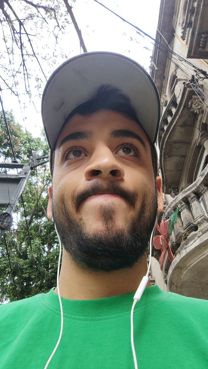 פורסט tweet media