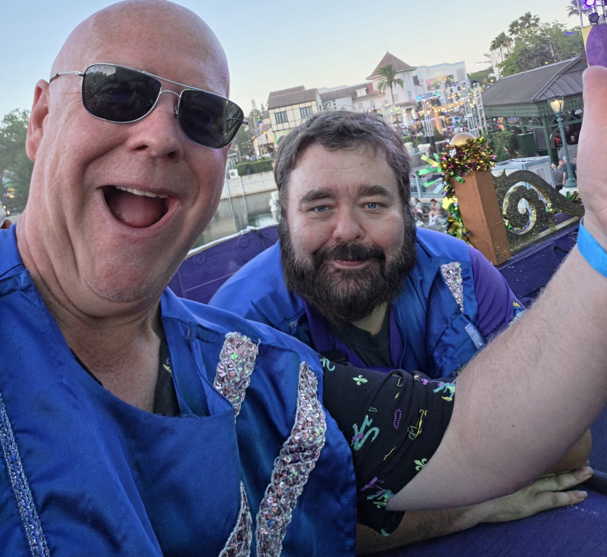 Shawn Tucker tweet media