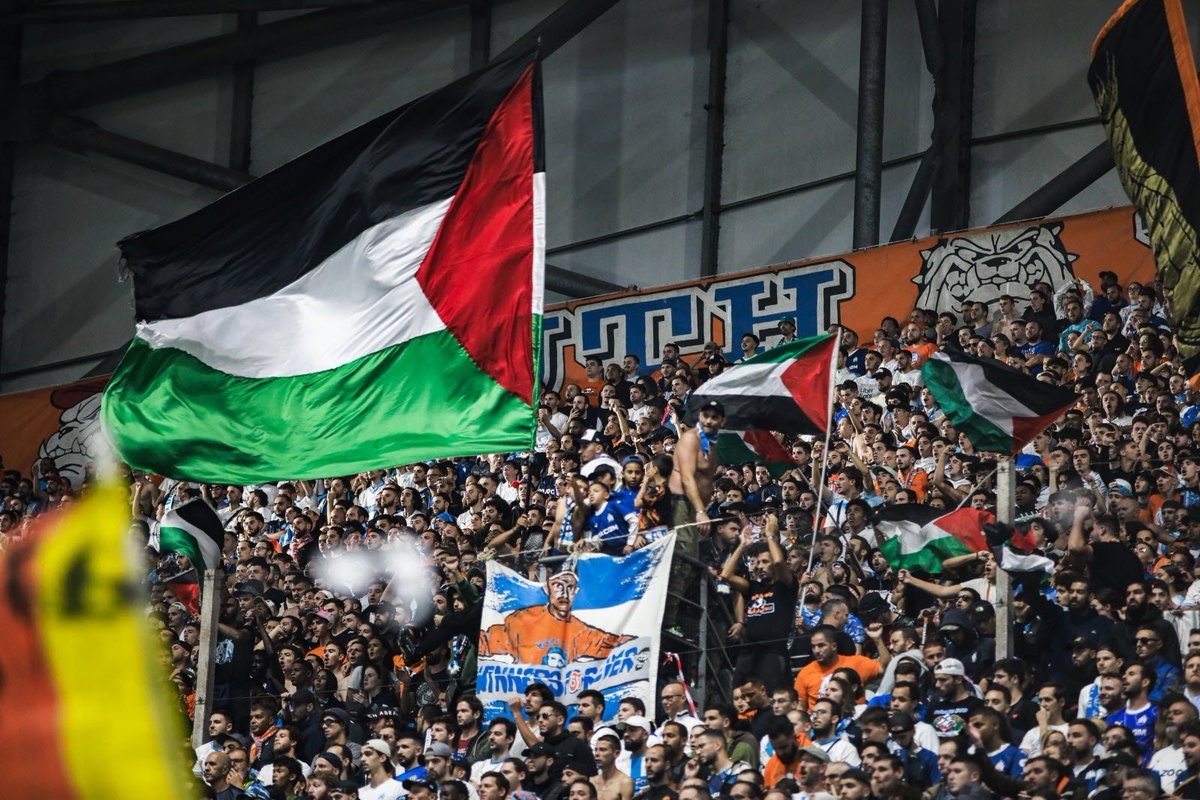 Antifa_Ultras tweet media