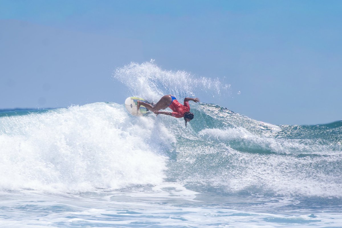 Stacy Herbert 🇸🇻🚀 tweet media