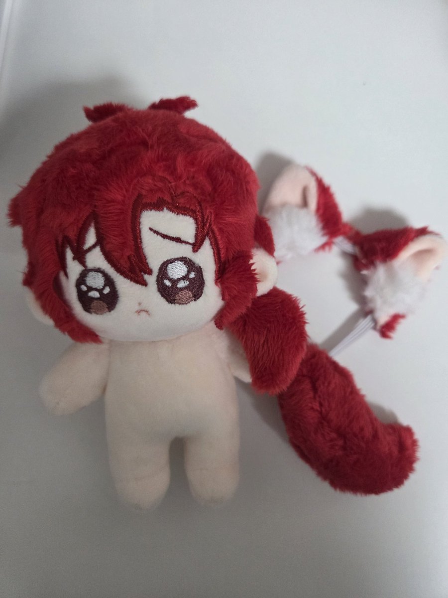 이름은 비워둘 수 없습니다 tweet media