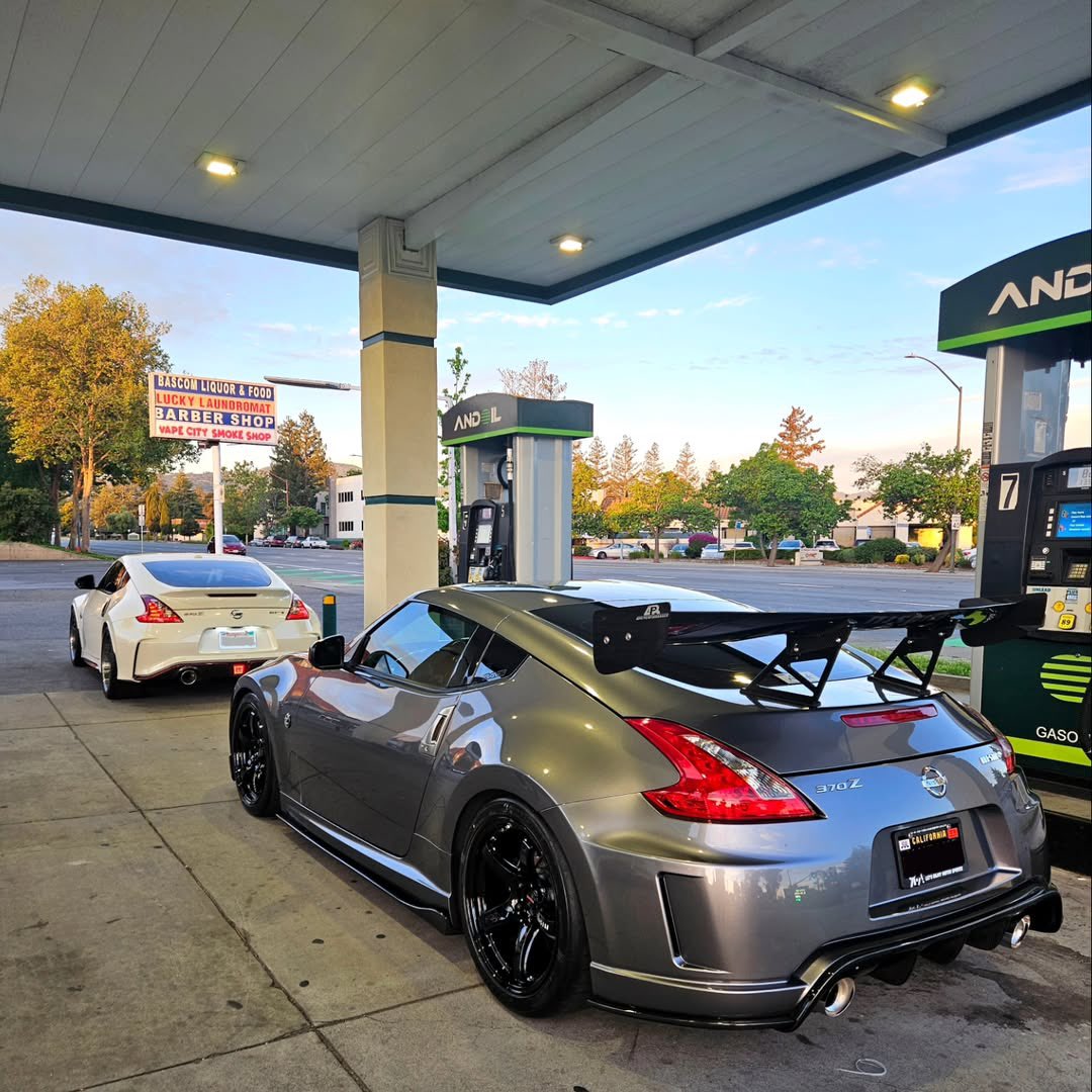 Z Car Garage tweet media