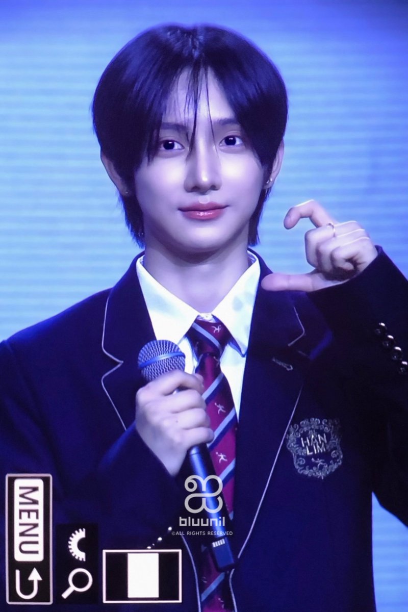 𝙗𝙡𝙪𝙪𝙣𝙞𝙡. tweet media