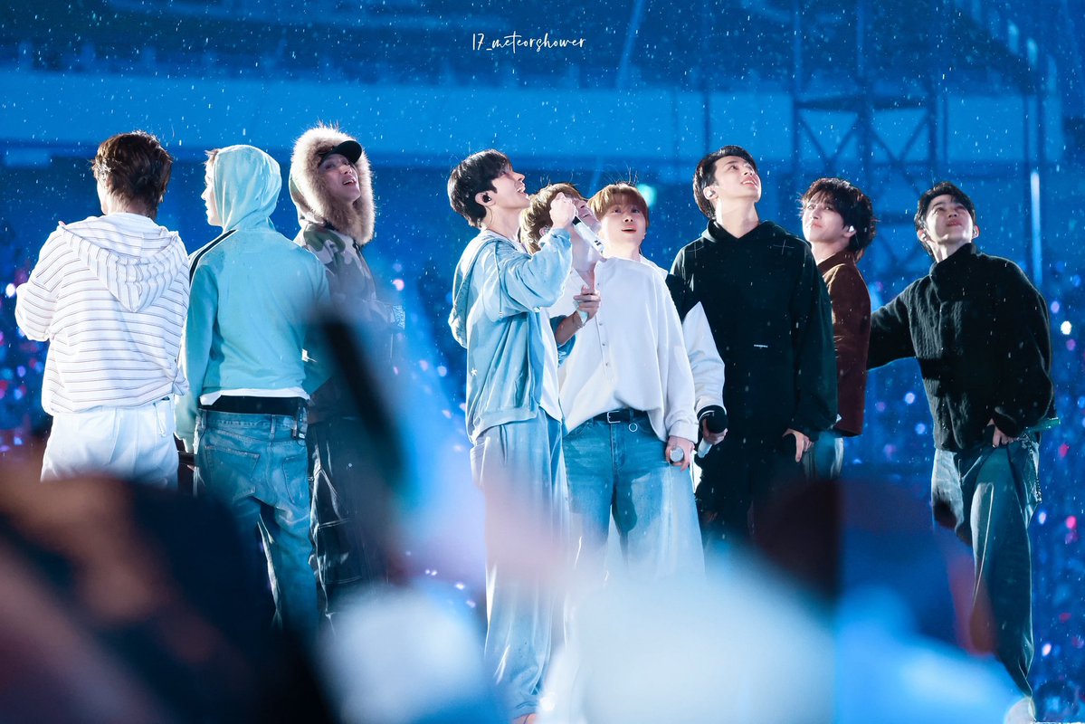 17_meteorshower tweet media