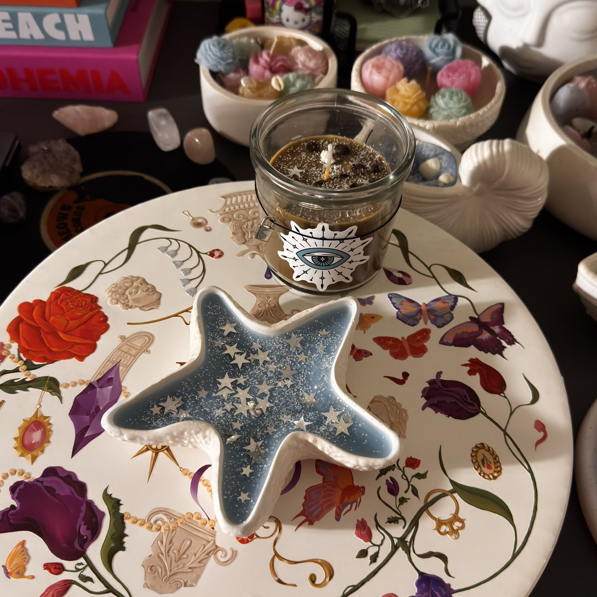 شمعة مُرهفة tweet media