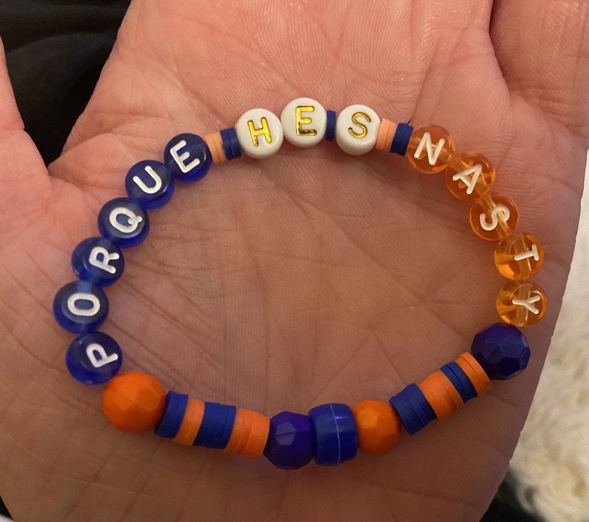 gelbsgirlie's tweet image. first meme bracelet of the season 💙🧡 #lgm