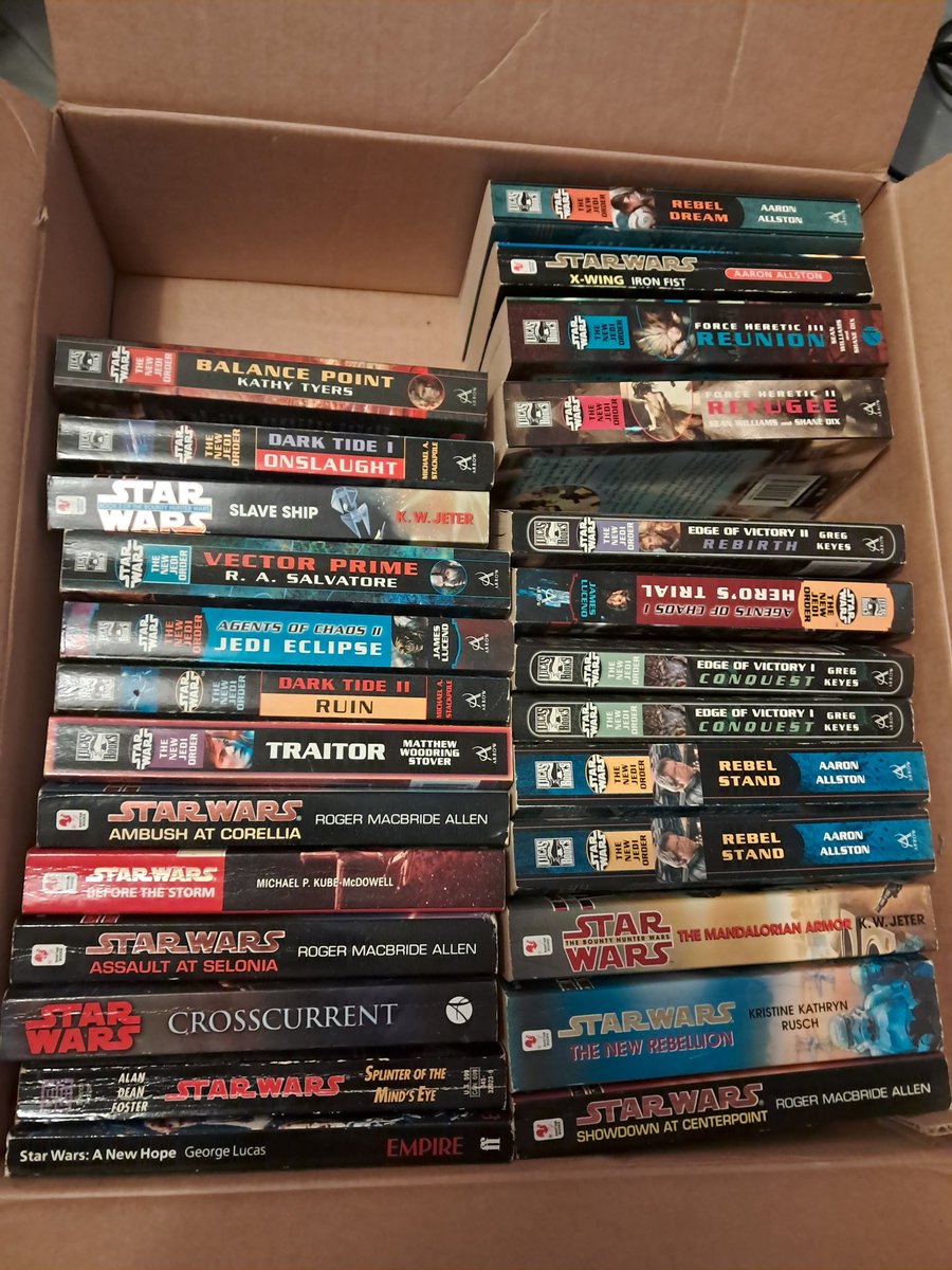 Admiral Piett tweet media