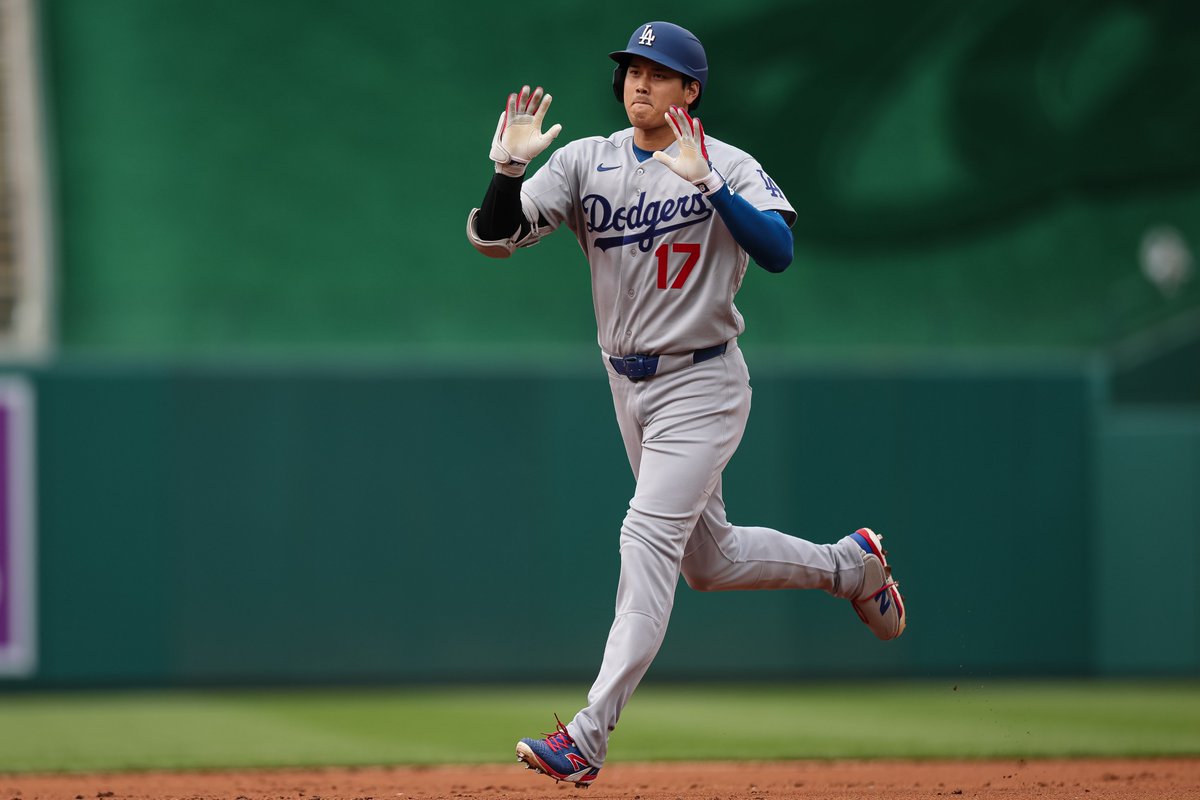 Noah Camras tweet media