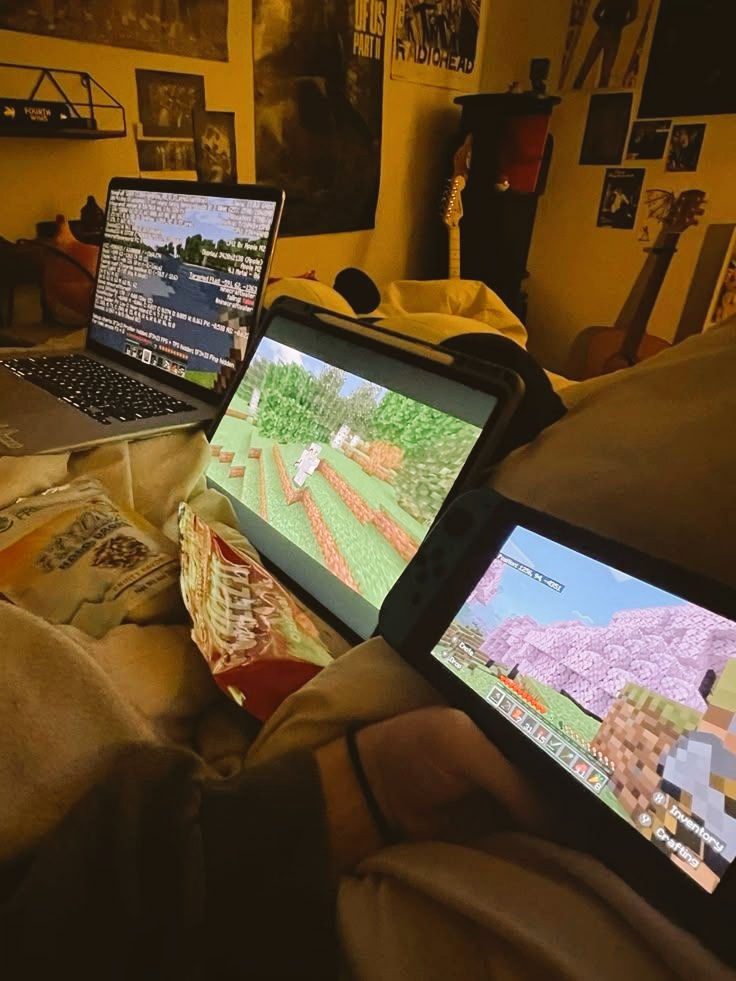 𝐒car. tweet media