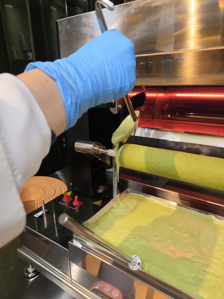 みつやす tweet media