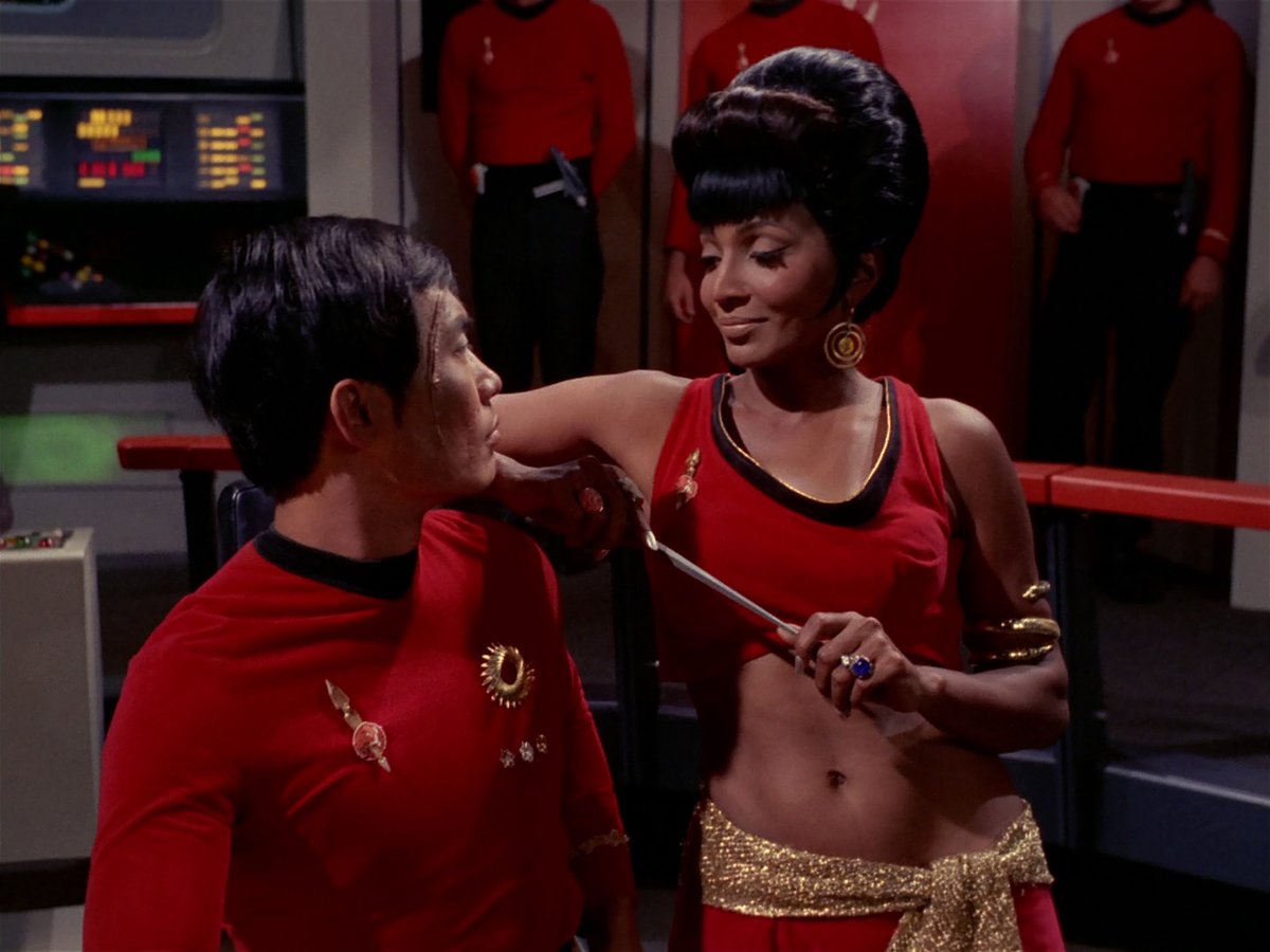 trekpolitics's tweet photo. New Trek Politics! This week, Mary and Bob discuss the kneejerk fascism, despotism, and mustache-twirling of "Mirror, Mirror" -- one of the greatest episodes of the original series. Stick around for #Bobservations!
https://t.co/HX9fHiZzq2 https://t.co/Ijcexpic6f