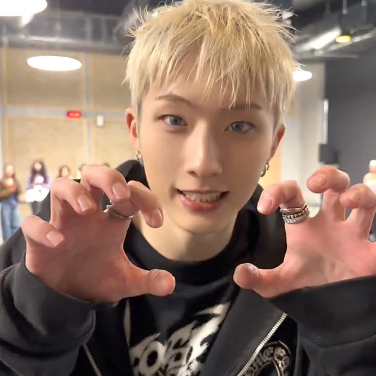 ꒰★ ִ ۟ 𓈒 🎨 ׄ ˳ 𝐖𝗂𝗅𝗅𝗌 is UN1QUE tweet media