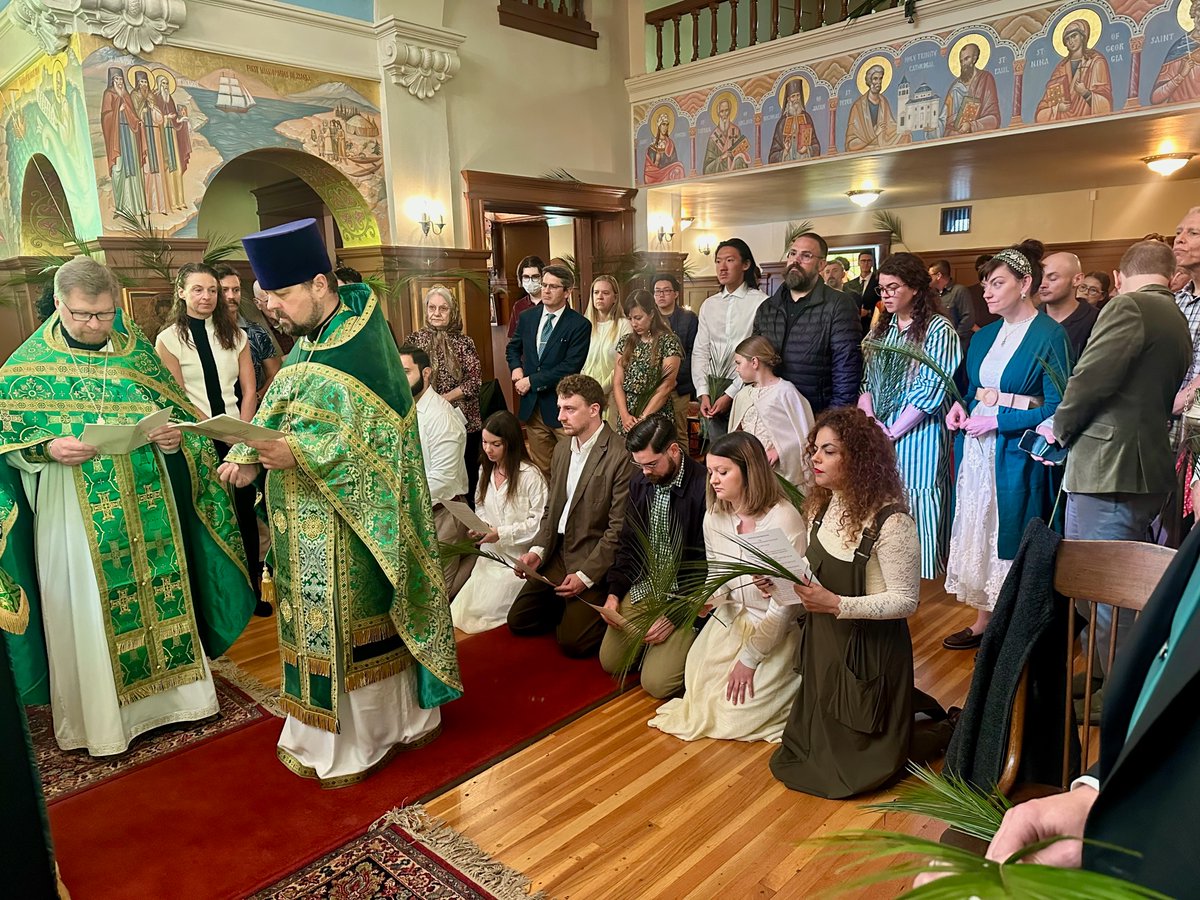 HolyTrinitySF's tweet photo. On the Feast of the Entrance of Our Lord into Jerusalem — Palm Sunday — we had the joy of receiving six of our brothers and sisters into the Holy Orthodox Church. Hosanna in the highest! https://t.co/WrIXMIJHBU