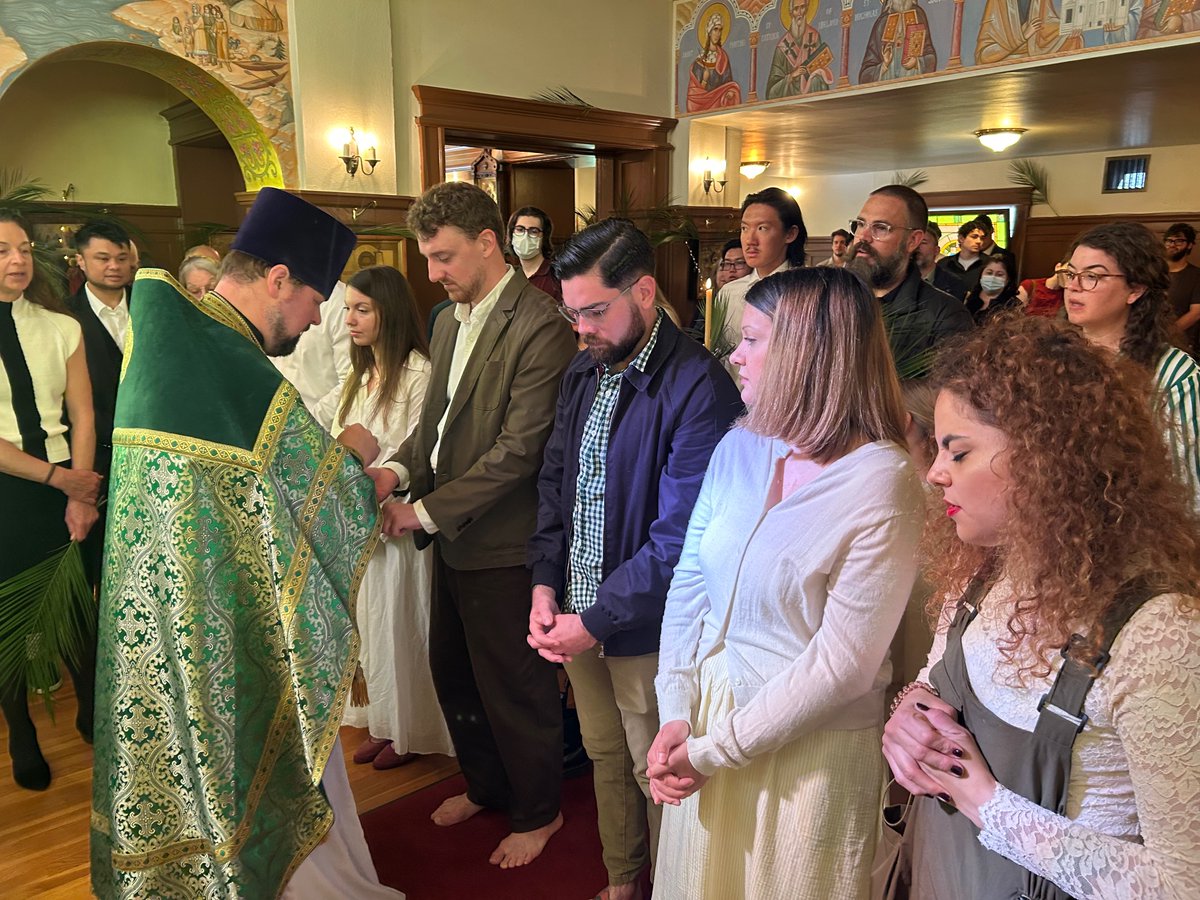 HolyTrinitySF's tweet photo. On the Feast of the Entrance of Our Lord into Jerusalem — Palm Sunday — we had the joy of receiving six of our brothers and sisters into the Holy Orthodox Church. Hosanna in the highest! https://t.co/WrIXMIJHBU