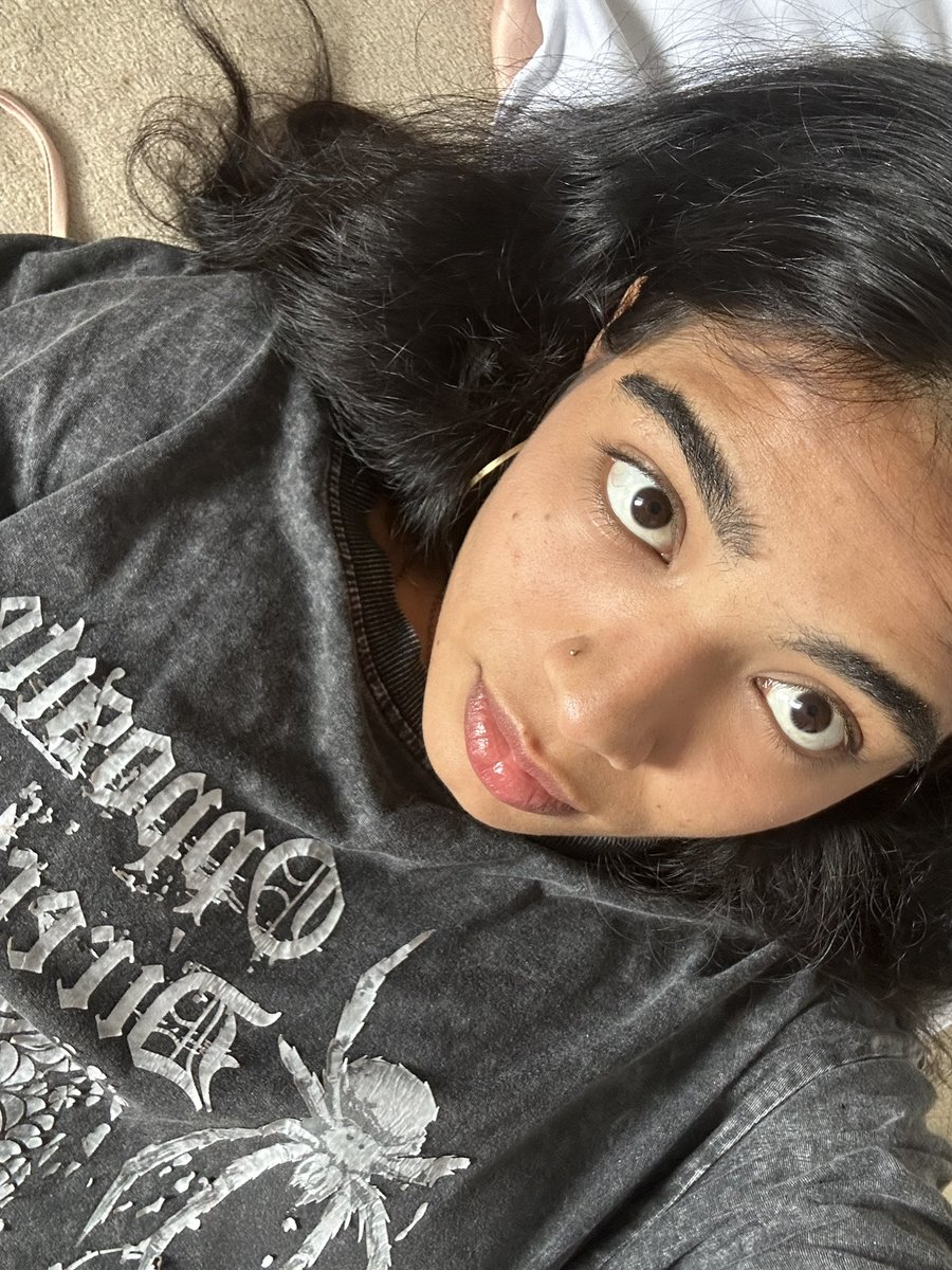 yanne coitadinha tweet media