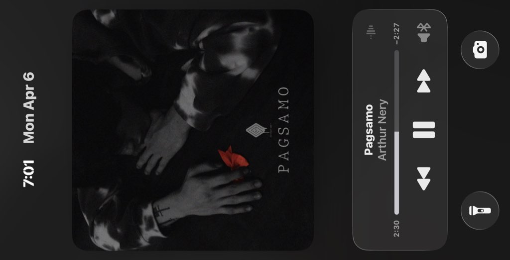 star ★ tweet media