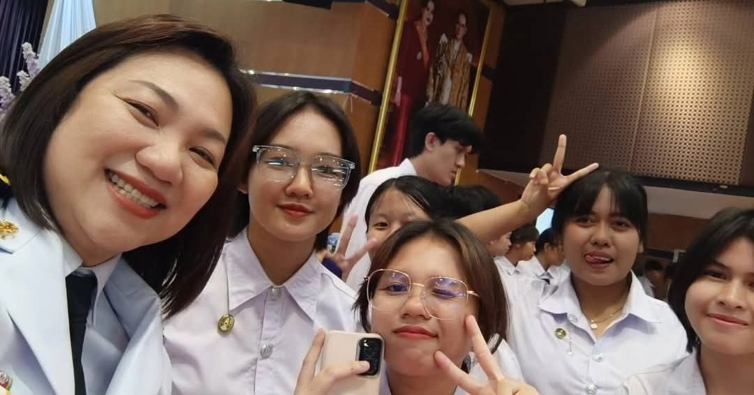 sayzhouploy's tweet image. รับเข็ม ❤️🤍🫶🏻 #ploy #PCRU