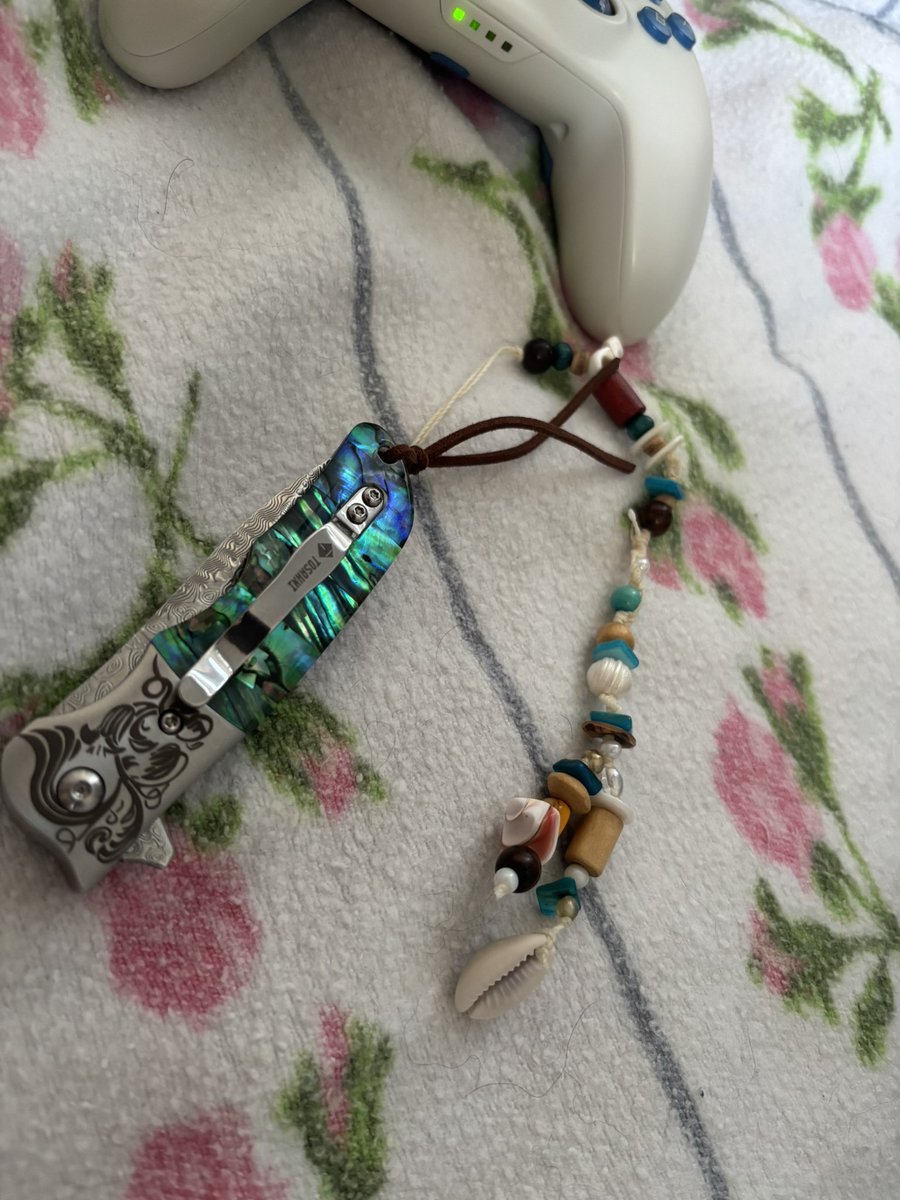 Buttsex🐋 tweet media