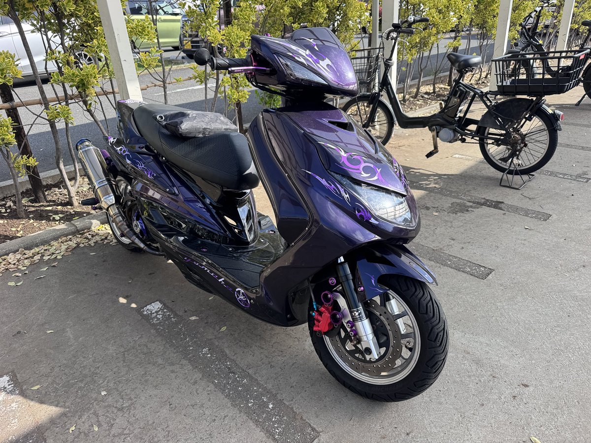 zxr_is's tweet photo. 今年初乗りは病院(笑)
#シグナス
#se44j
#2型 https://t.co/9M5IBXrWHL