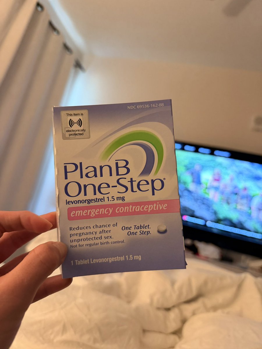 princess alex tweet media