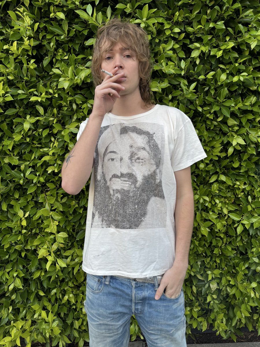 cryingvault tweet media