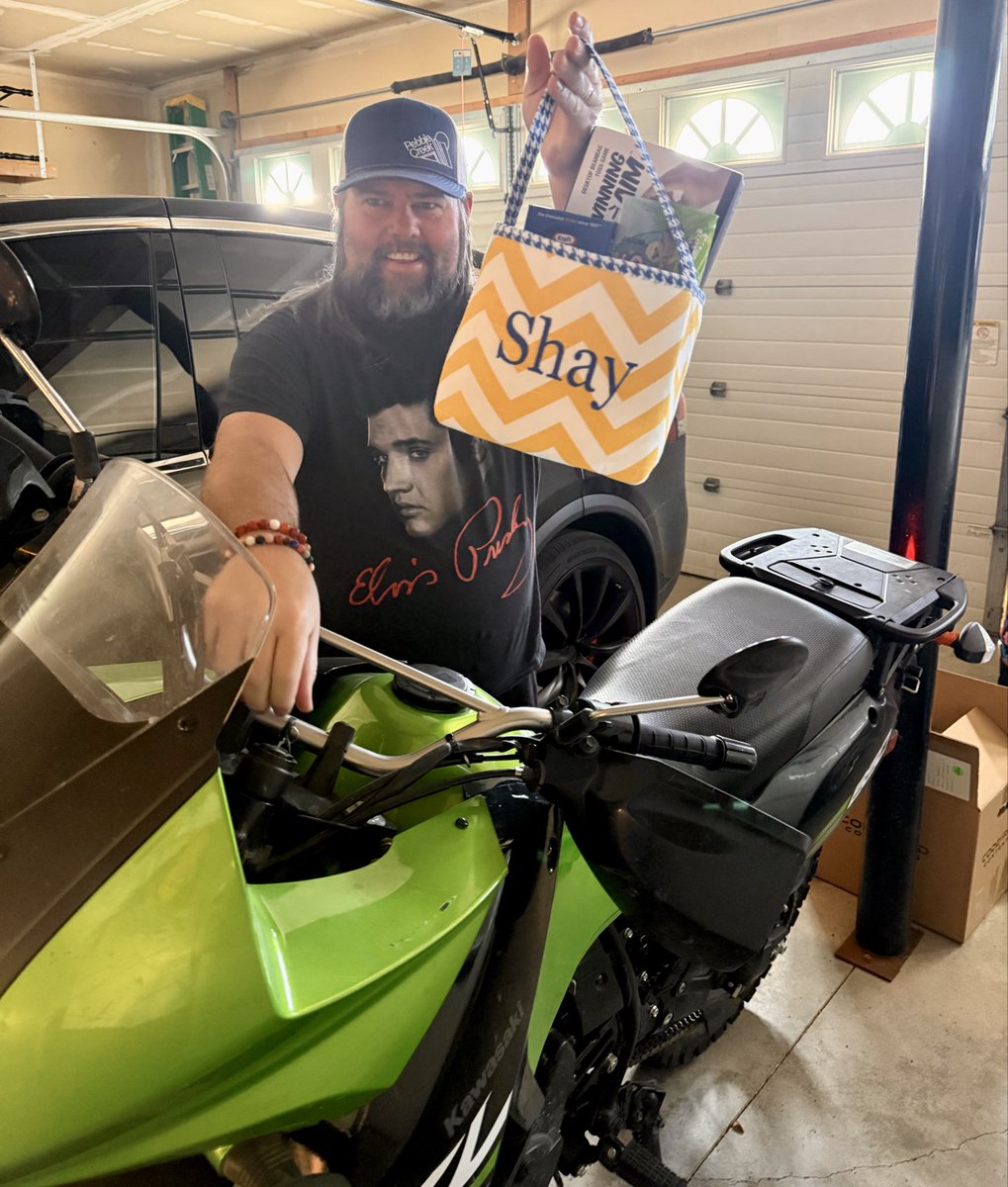 shaycarl ⛷ tweet media