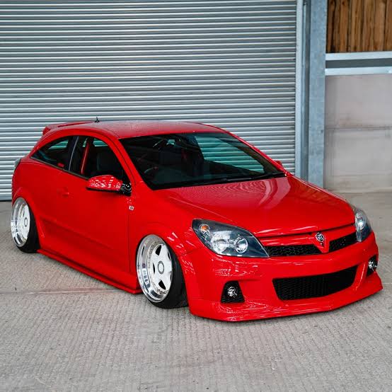 timo.mnt tweet media