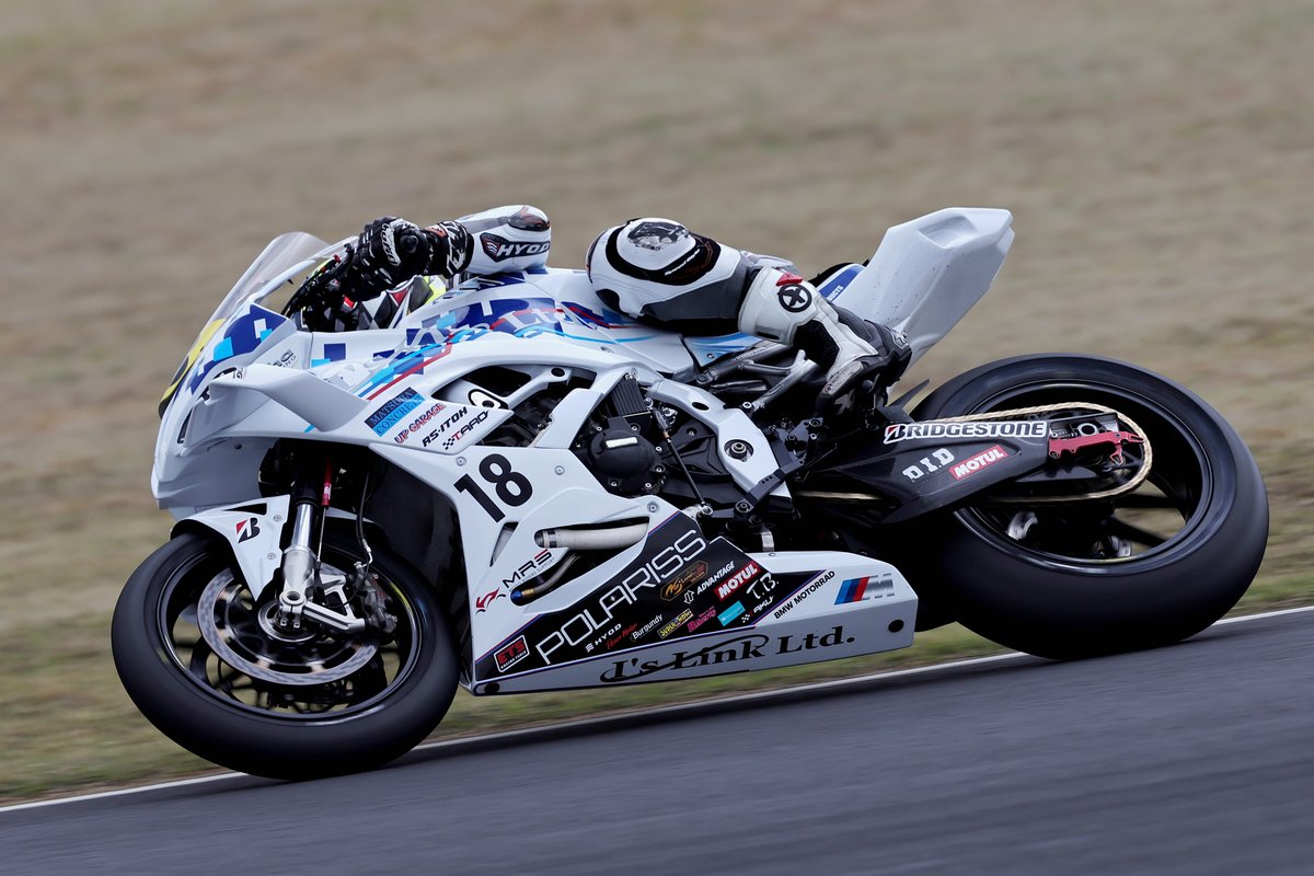 おかざき tweet media