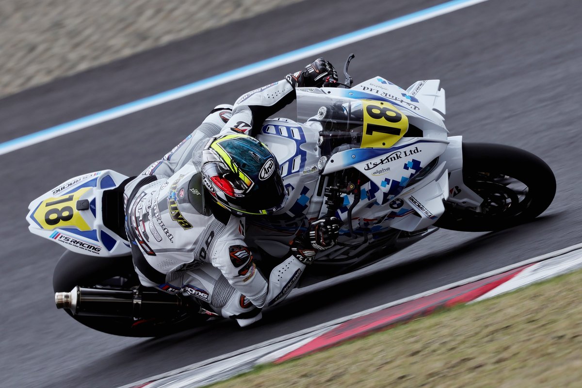 おかざき tweet media