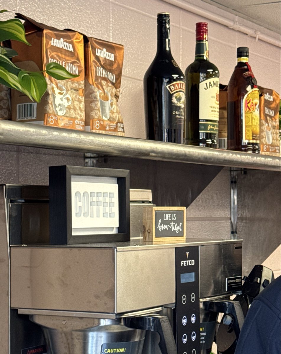 Valerie Querns tweet media