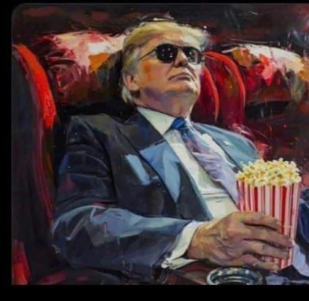 hushedstephxy's tweet photo. @JohnHyland01 @Trumpspoof__ I support him 100%, but knew this was bullshit. Fake news is not partisan. It is created, and believed, by folks on both sides.  just hang back like this https://t.co/CuVOHrrTAt