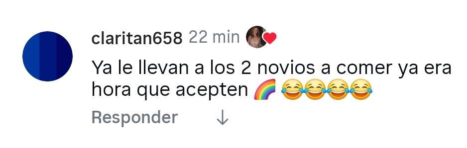 Pokerface653's tweet photo. el "amigo" ni siquiera puede decir sin 🤣 q l lacayita @macabeso es l "mujer" d #JUANGAY 🌈 el chiste s seguira contando solo @mariobautista_ tranquilo s sabe q #JUANPAZURITA l encanta l 🍆 eso esta claro #TERESITA ya hasta acepta a susYERNOS o no @santiachagaof @soyfranbass https://t.co/iWI3ducEmN