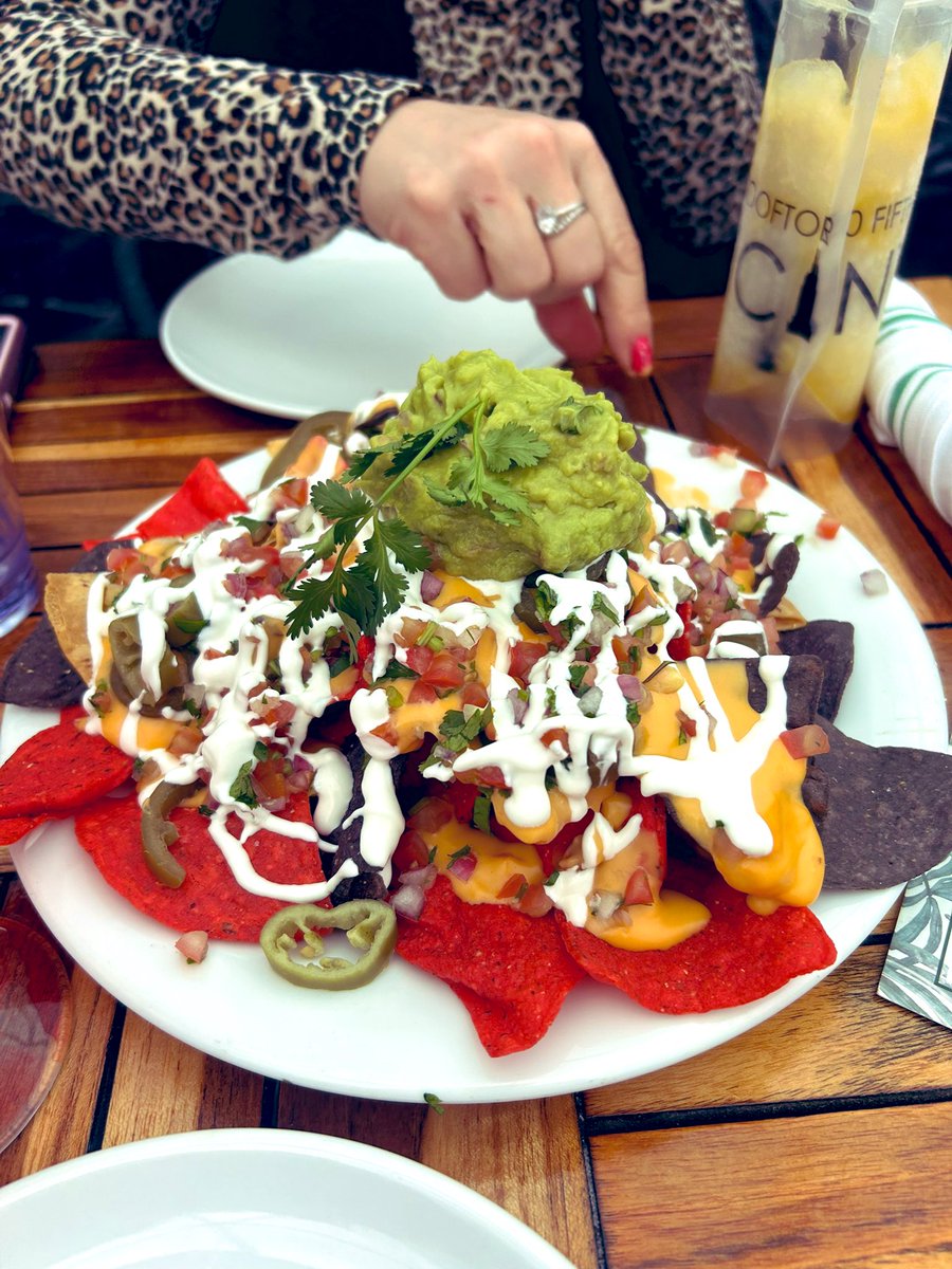 swannface tweet media