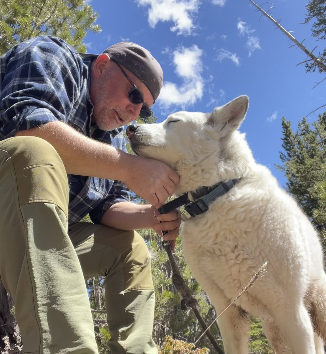 coloradohusky's tweet image. Weekend backpacking trip with #2 for Easter.
No offense but no brick and mortar here. My church is outside in the mountains 🏔️ of Colorado with my boys 🐾 🥾 🐾.
Have a great week everyone 👊🏼 🐺
#soulfood 
#grandpahikes 
#dadbod #grandpabod #grandpaw