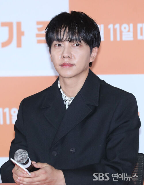 "It has been confirmed that singer and actor Lee Seung-gi has taken steps to terminate his exclusive contract with the agency Big Planet Made Entertainment (hereinafter referred to as Big Planet)."

#LEESEUNGGI #이승기